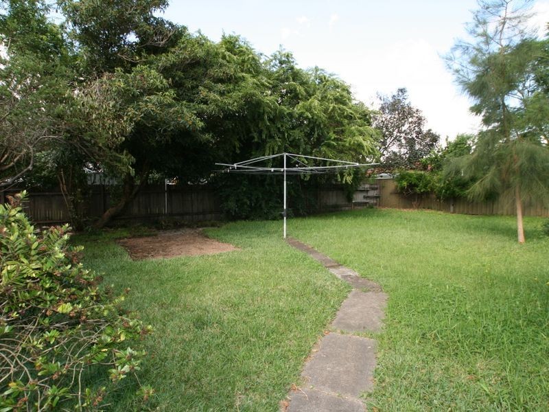 78 Sampson Crescent, Bomaderry NSW 2541