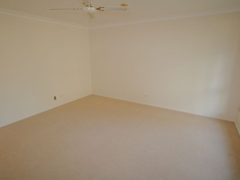 26 Rannoch Drive, West Nowra NSW 2541