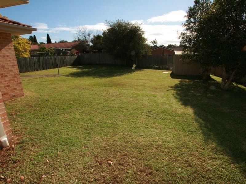 26 Rannoch Drive, West Nowra NSW 2541