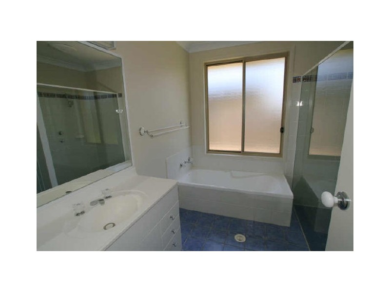 51 St James Crescent, Worrigee NSW 2540