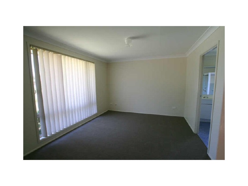 51 St James Crescent, Worrigee NSW 2540