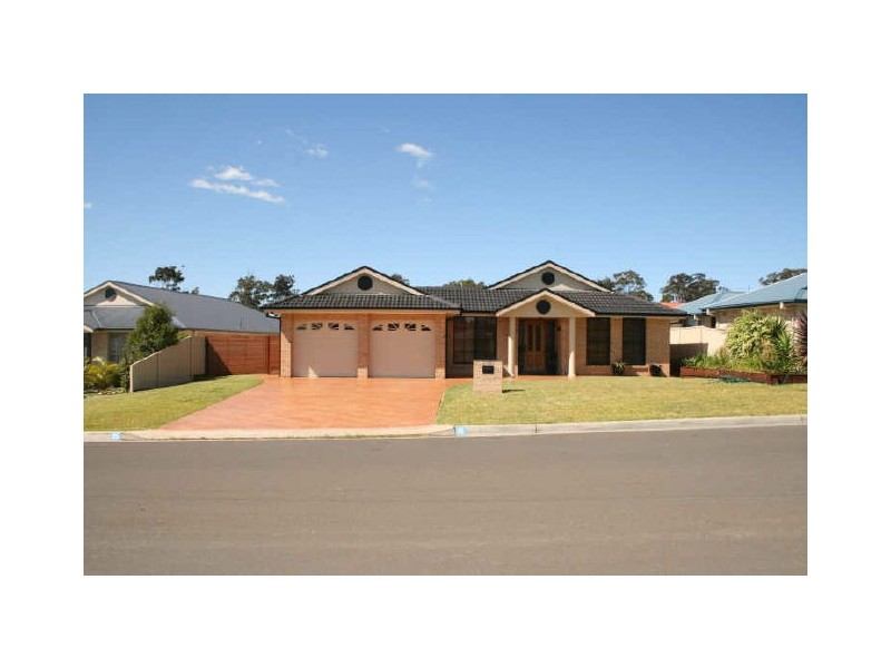 15 Carrington Park Drive, Worrigee NSW 2540