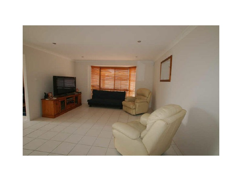 15 Carrington Park Drive, Worrigee NSW 2540