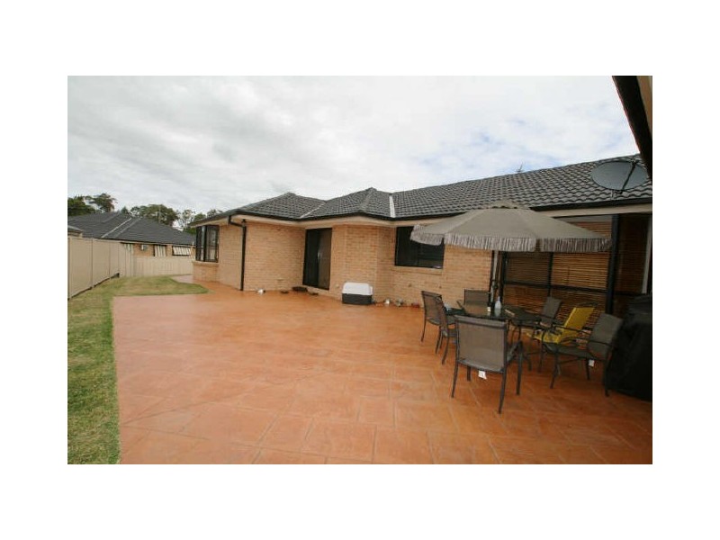 15 Carrington Park Drive, Worrigee NSW 2540