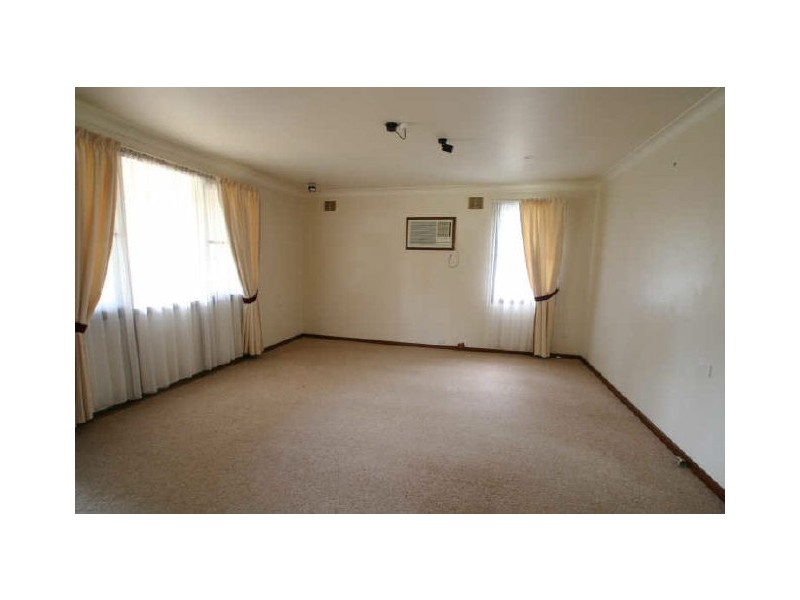 7 Pioneer Place, Nowra NSW 2541
