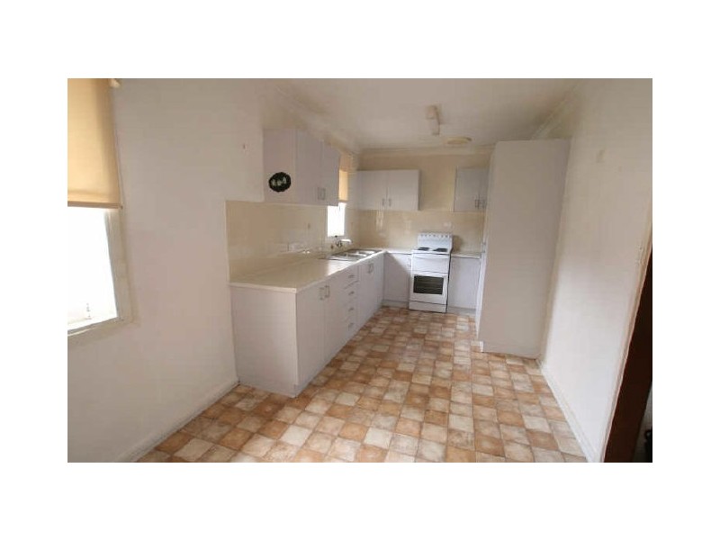 7 Pioneer Place, Nowra NSW 2541