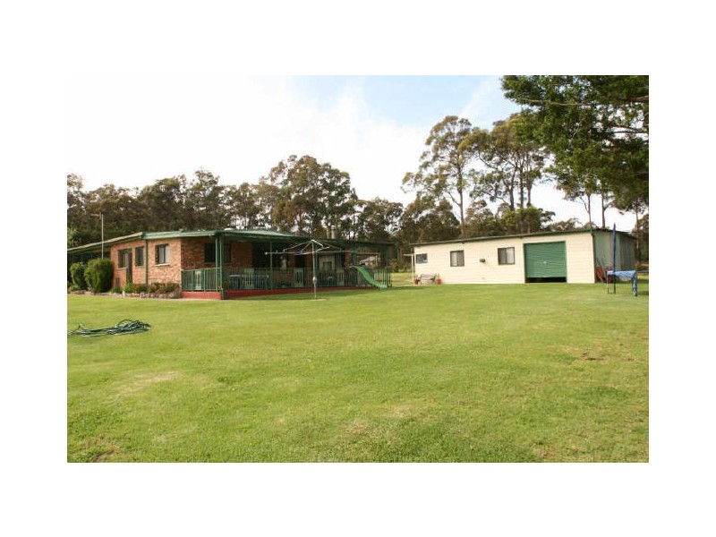 64 Watt Road, Falls Creek NSW 2540