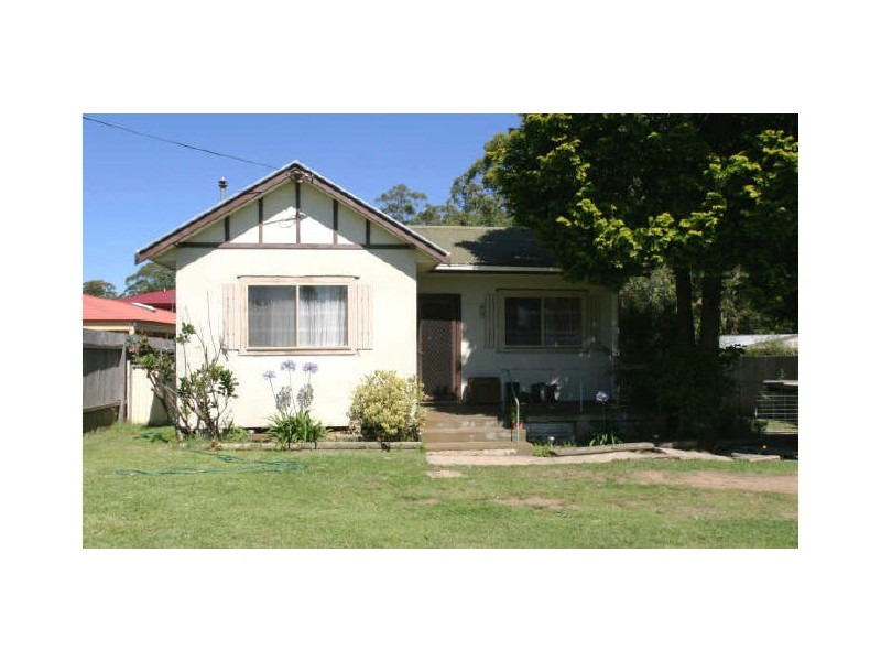 43 Albatross Road, Nowra NSW 2541