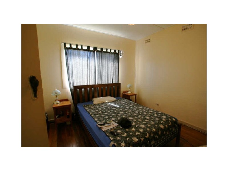 43 Albatross Road, Nowra NSW 2541