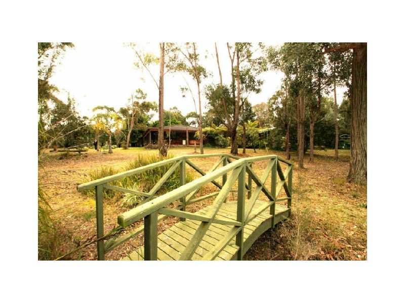 861 Sussex Inlet Road, Sussex Inlet NSW 2540