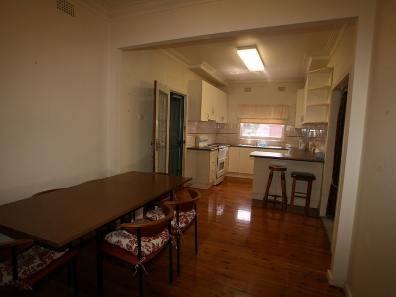 112 Douglas Street, Nowra NSW 2541