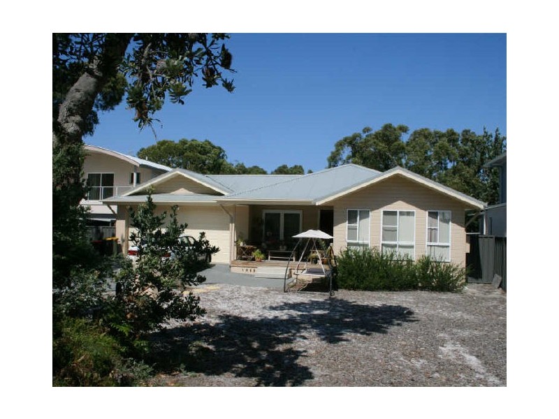 9 Sandlewood Cove, Callala Beach NSW 2540