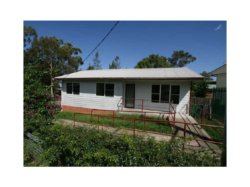 104 Bunberra Street, Bomaderry NSW 2541