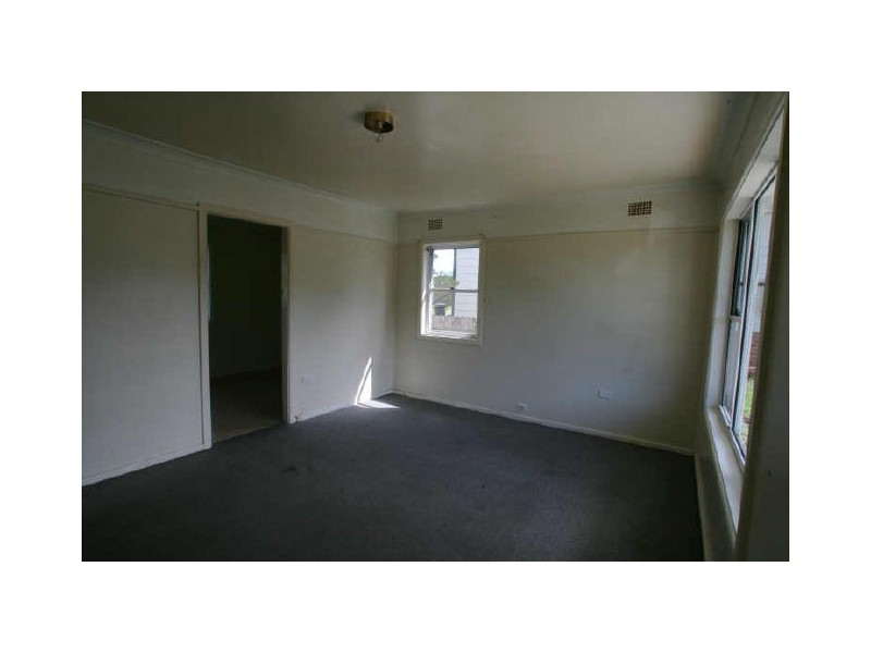 104 Bunberra Street, Bomaderry NSW 2541