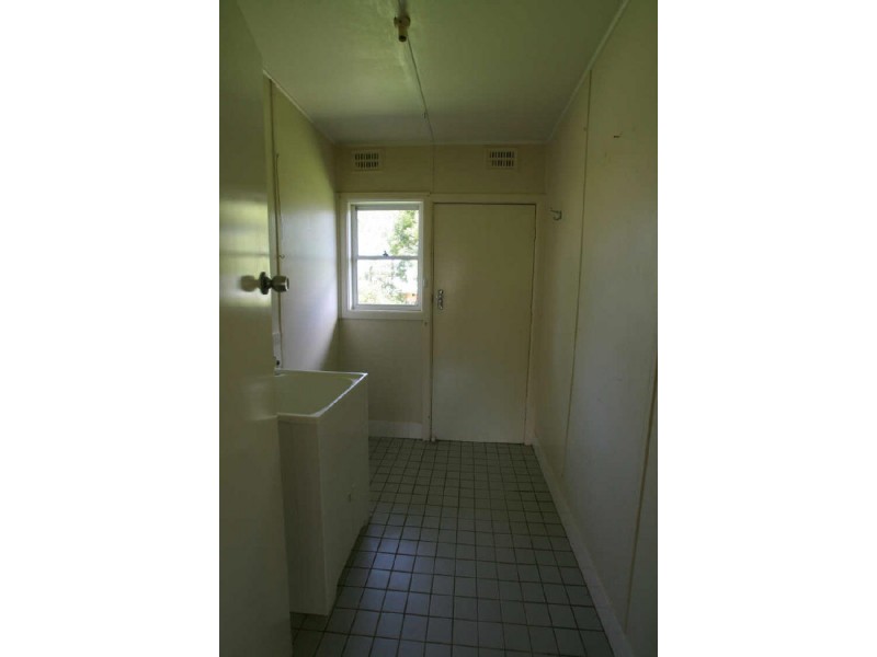 104 Bunberra Street, Bomaderry NSW 2541