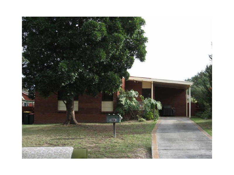 13 Wondalga Cres, Nowra NSW 2541