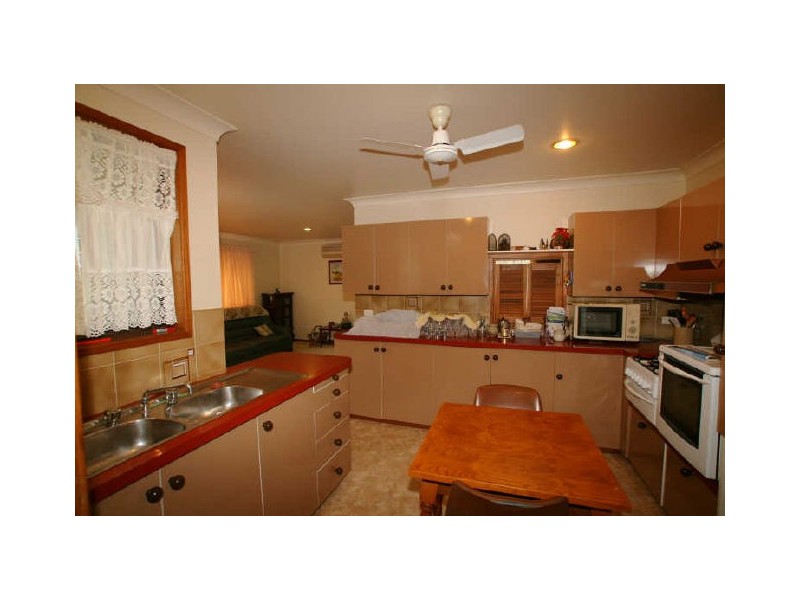 112 Salisbury Drive, Nowra NSW 2541