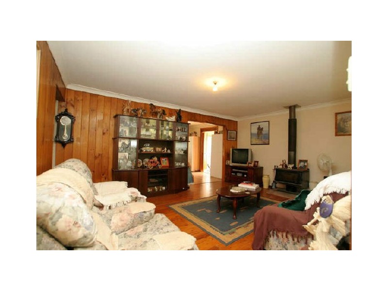 25 Jannung Lane, Wandandian NSW 2540