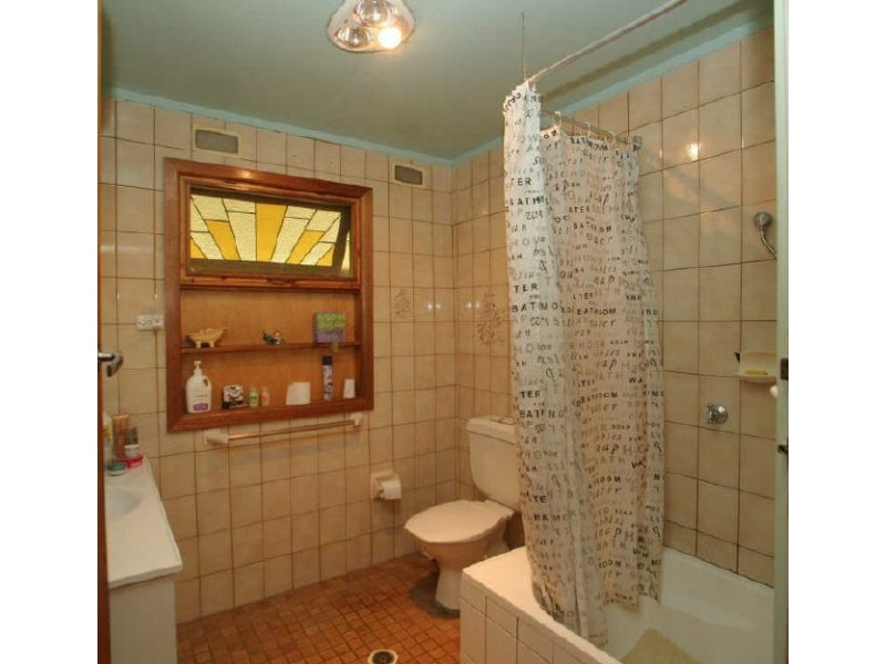 25 Jannung Lane, Wandandian NSW 2540