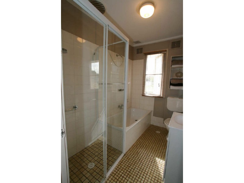 11 Miller Avenue, Nowra NSW 2541