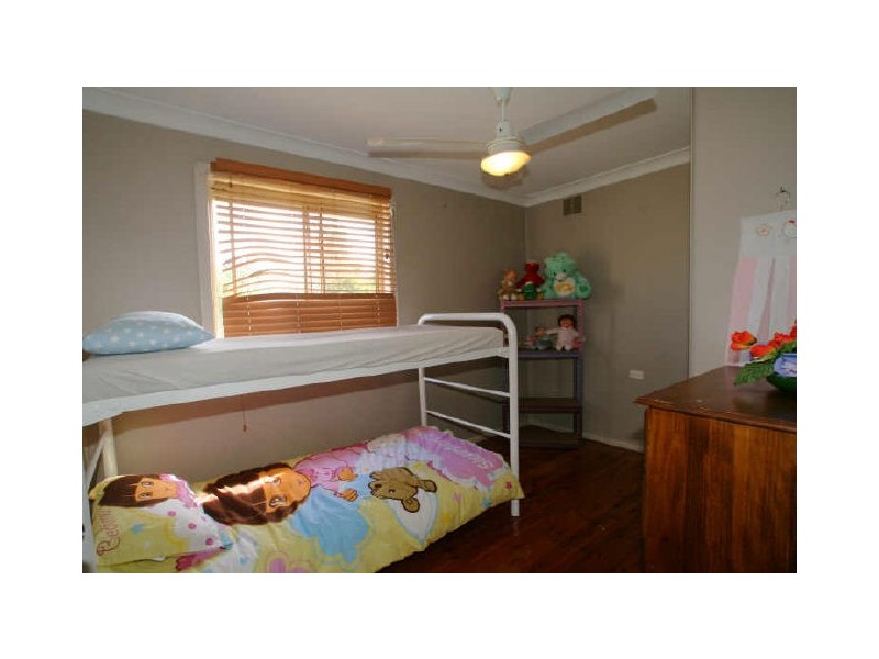 11 Miller Avenue, Nowra NSW 2541