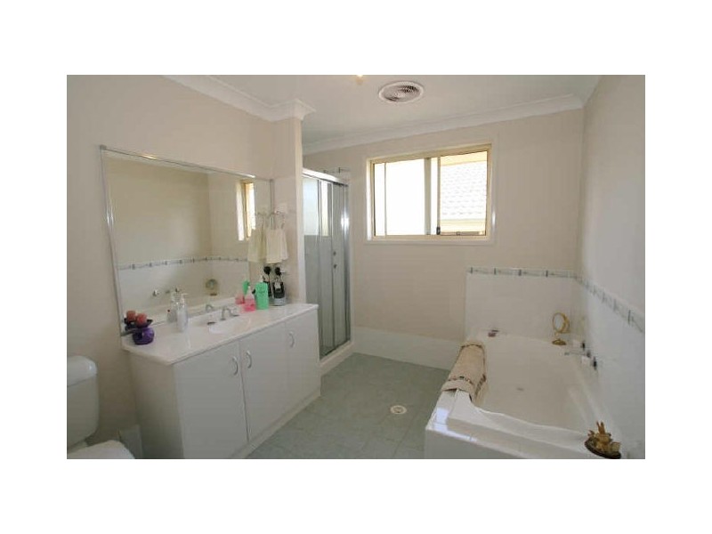 54 Peppermint Drive, Worrigee NSW 2540