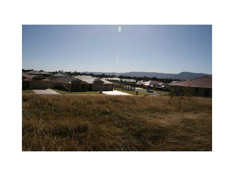 19 Warrigal Street, Nowra NSW 2541
