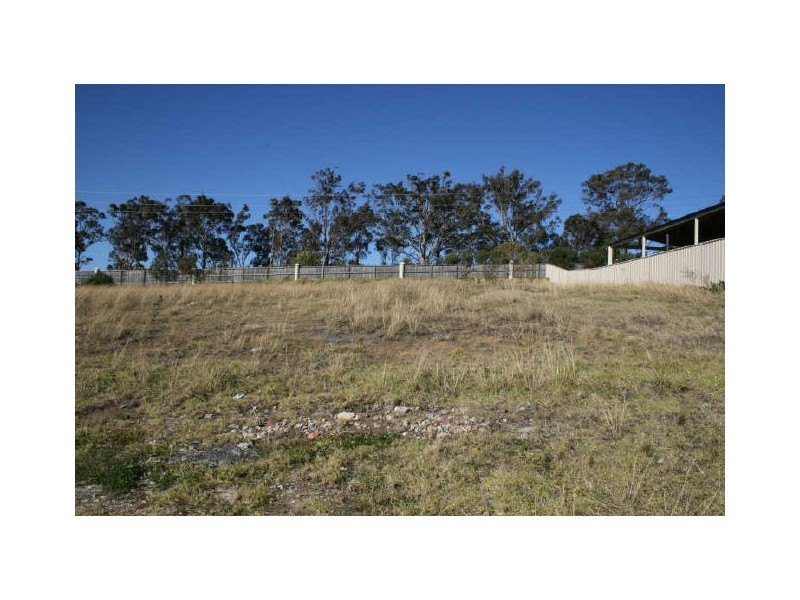 19 Warrigal Street, Nowra NSW 2541