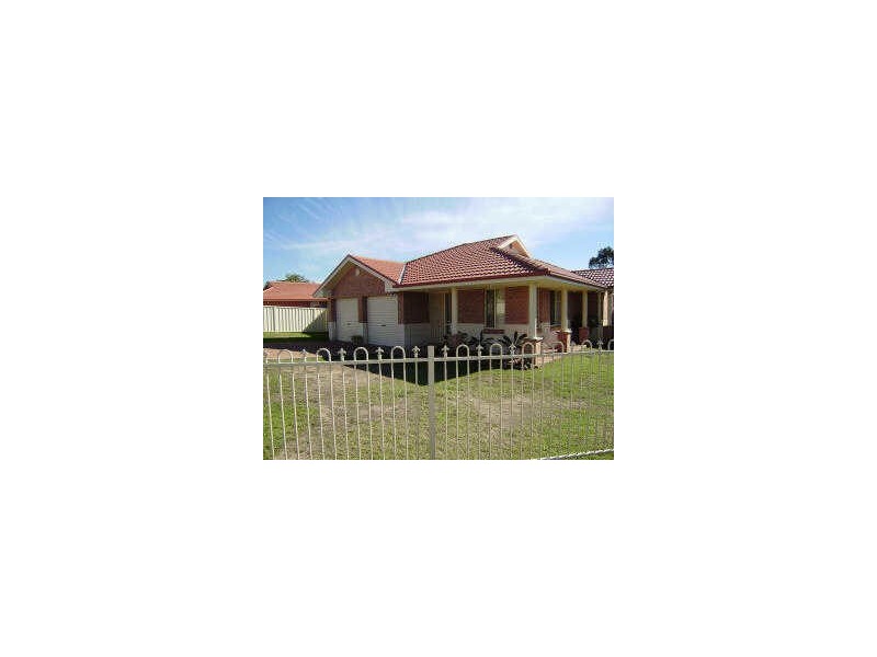 42 Vendetta Street, Nowra NSW 2541