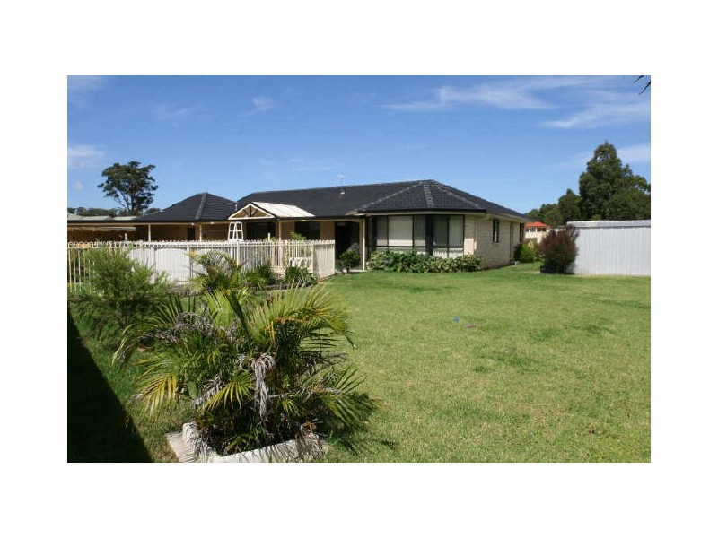 8 Kardella Avenue, Nowra NSW 2541