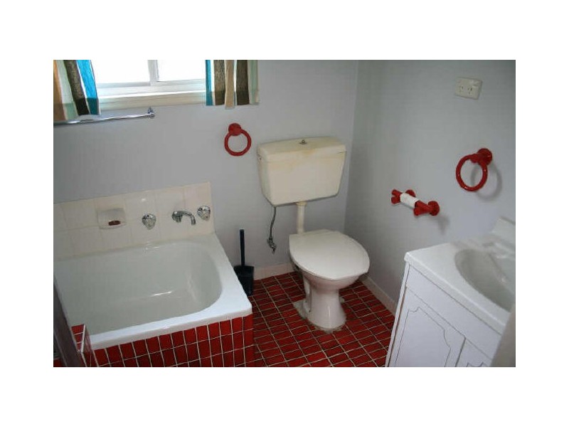 13 Keith Avenue, Greenwell Point NSW 2540