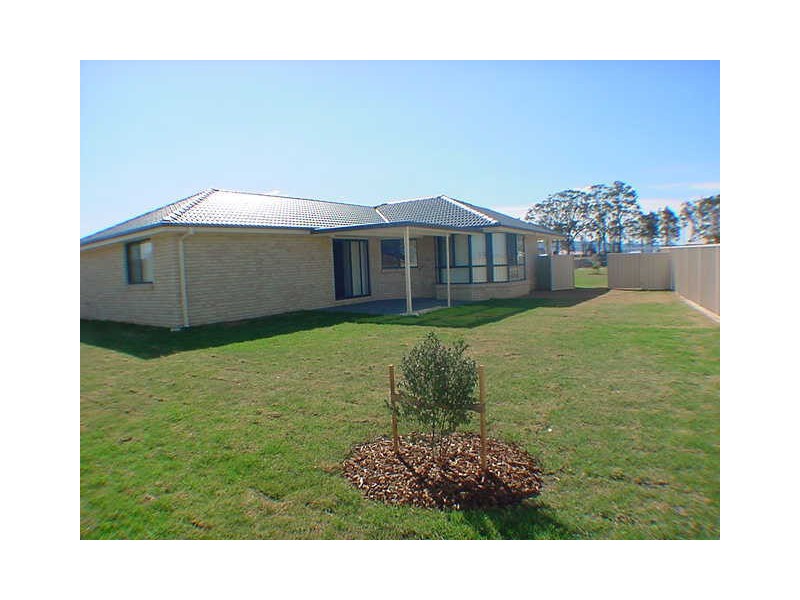 15 Lacebark Grove, Worrigee NSW 2540