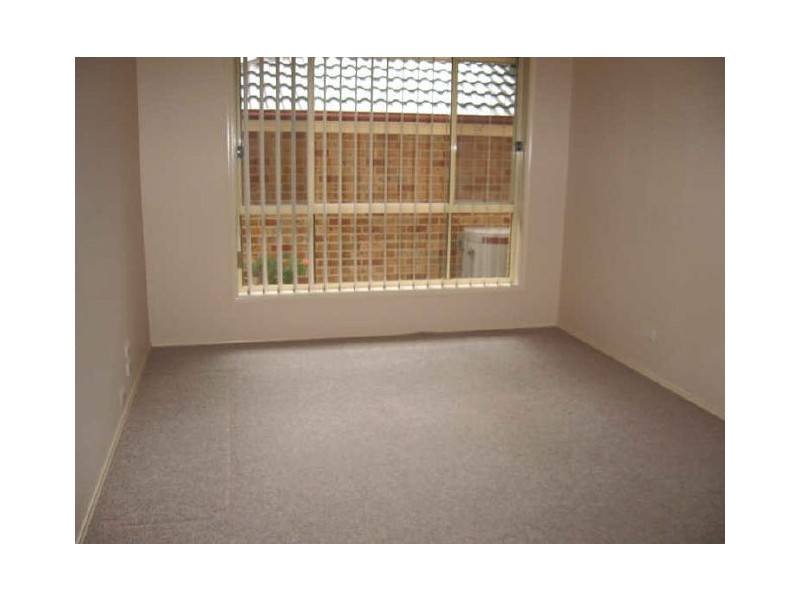 3/67 Brinawarr Street, Bomaderry NSW 2541