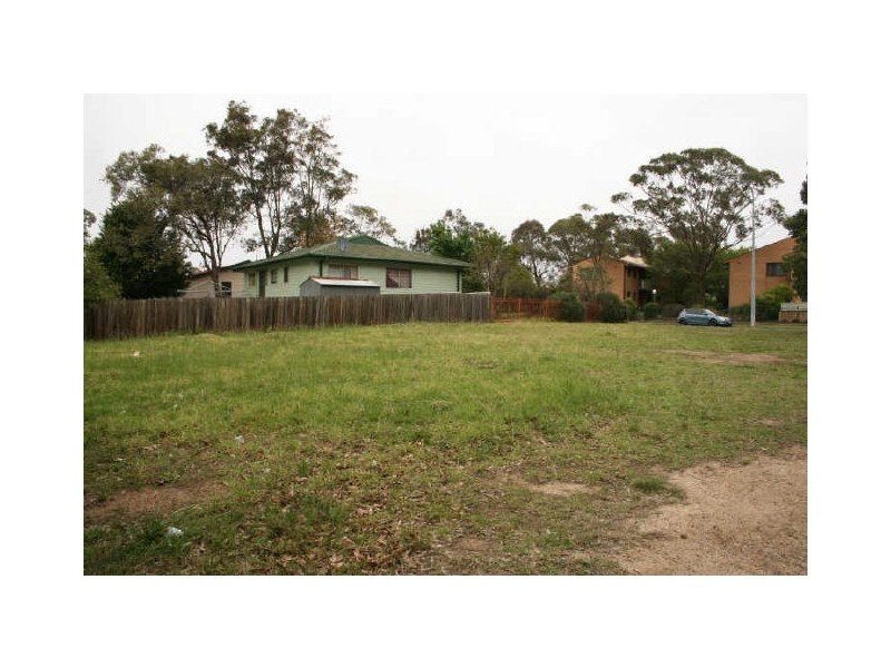 2 Clipper Road, Nowra NSW 2541