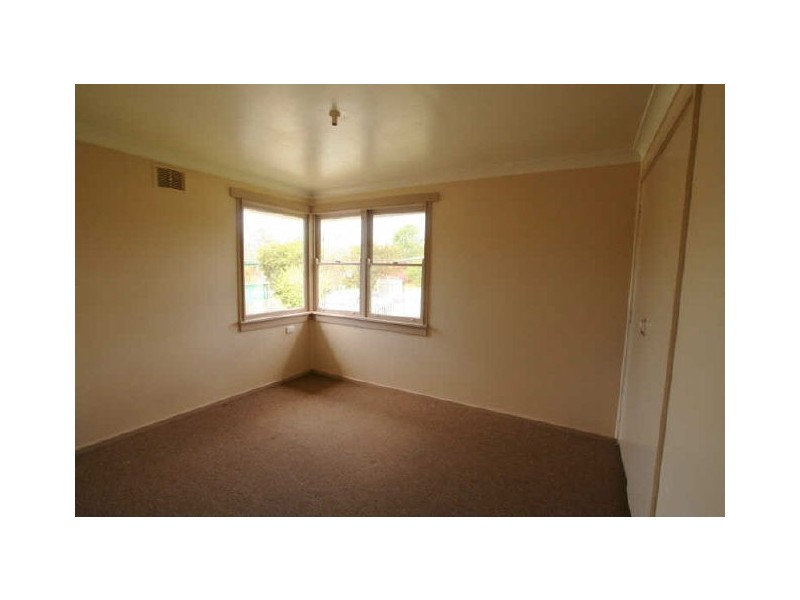 23 Quiberon Street, Nowra NSW 2541