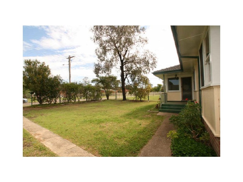 23 Quiberon Street, Nowra NSW 2541