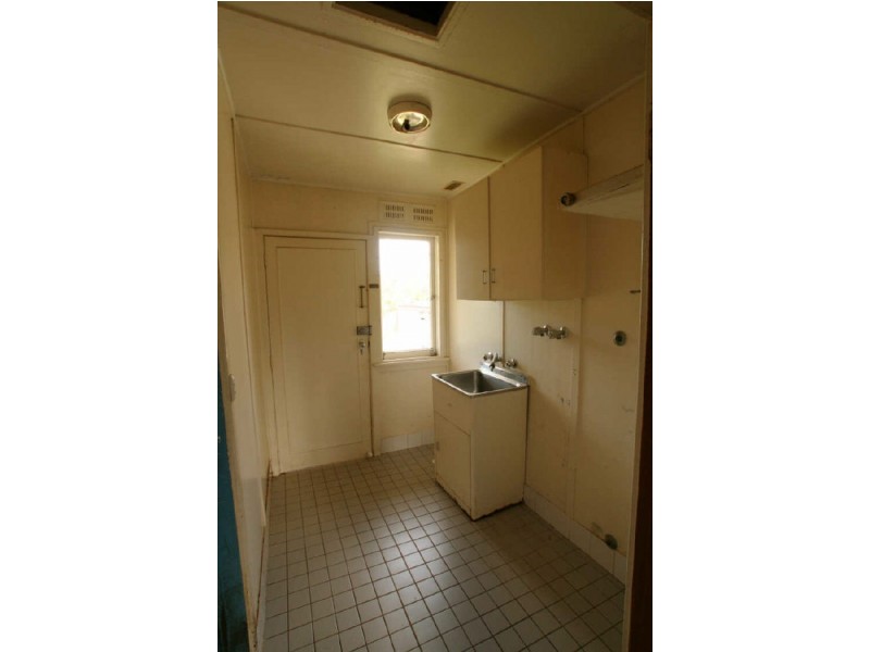 34 McKay Street, Nowra NSW 2541