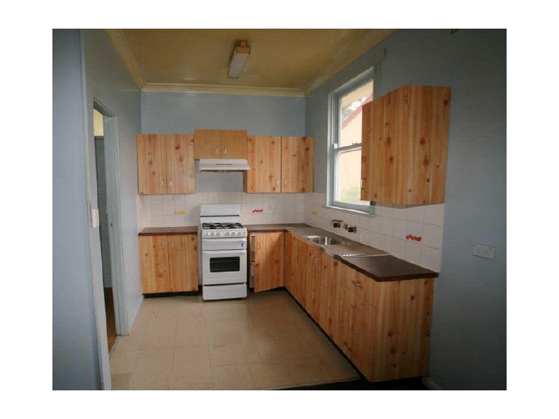 126 East Street, Nowra NSW 2541