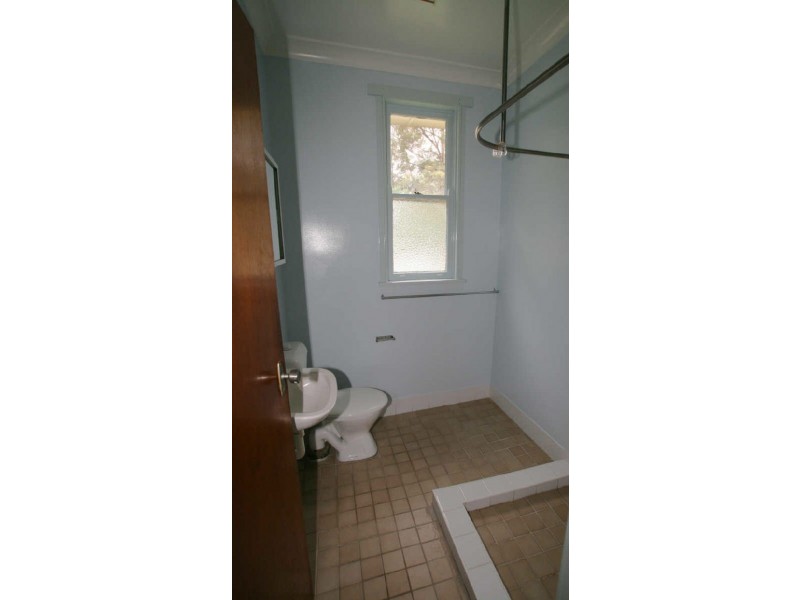 126 East Street, Nowra NSW 2541