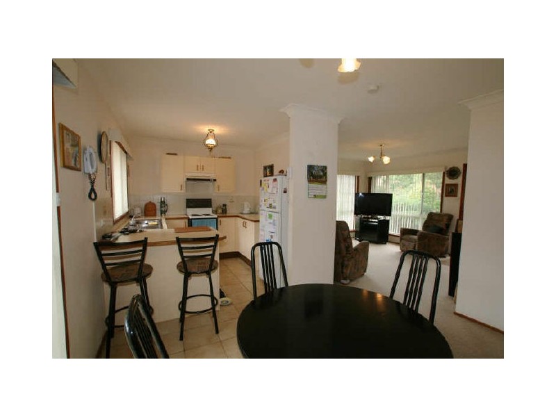 1/17 Wilari Close, Bomaderry NSW 2541