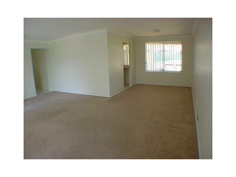 86 Jasmine Drive, Bomaderry NSW 2541