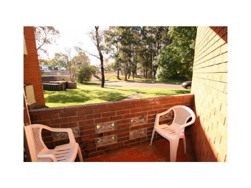 2/4-6 Morton Parade, Nowra NSW 2541