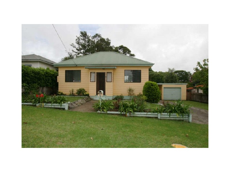 39 Douglas Street, Nowra NSW 2541