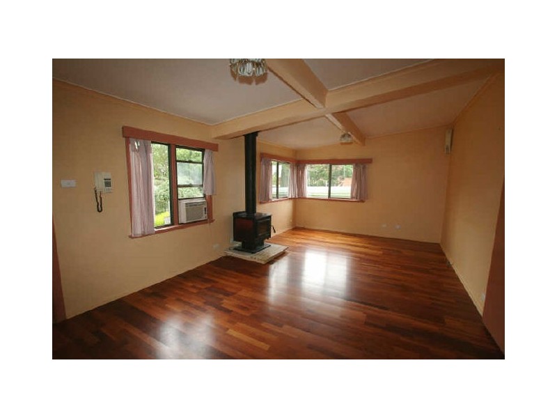 39 Douglas Street, Nowra NSW 2541