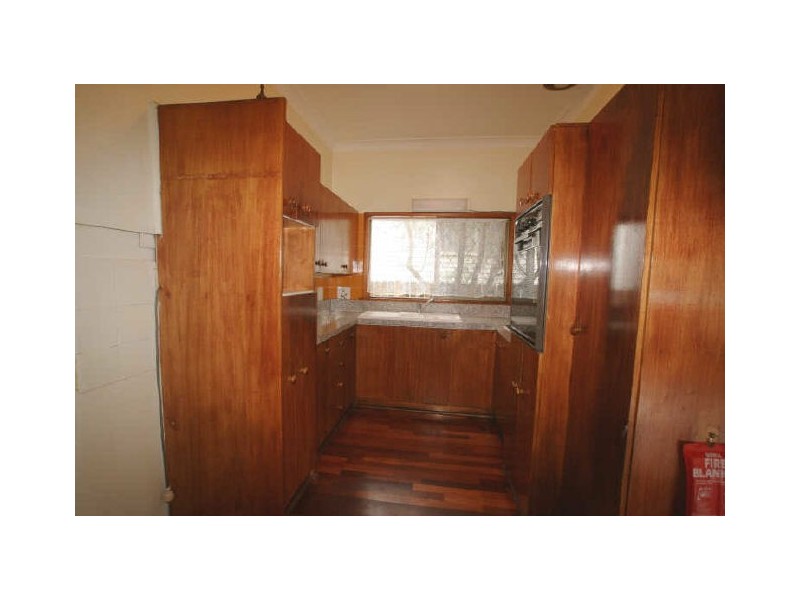 39 Douglas Street, Nowra NSW 2541