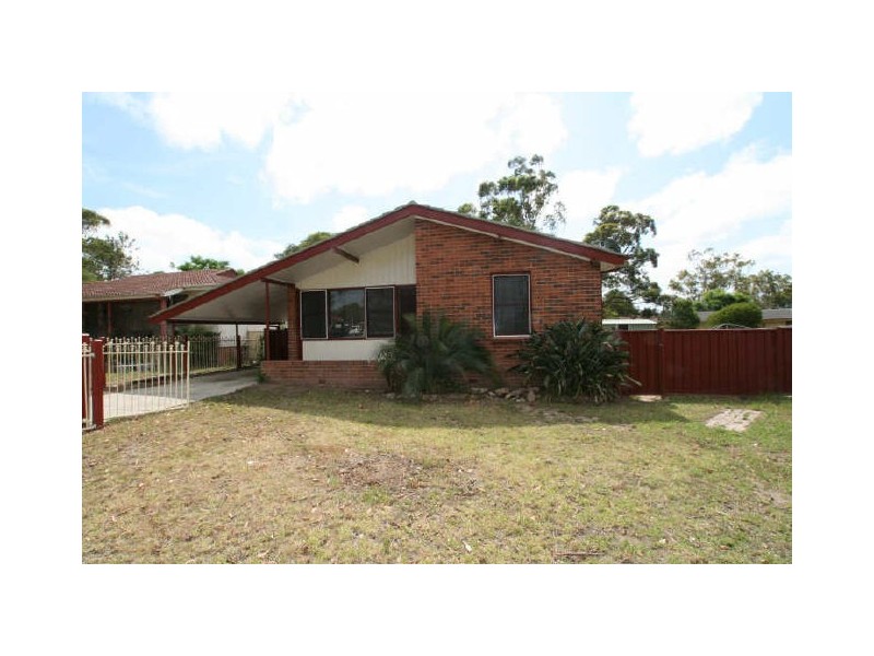 17 Clipper Road, Nowra NSW 2541