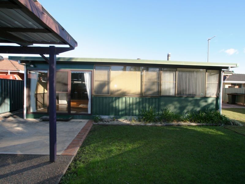 27 Salisbury Drive, Nowra NSW 2541