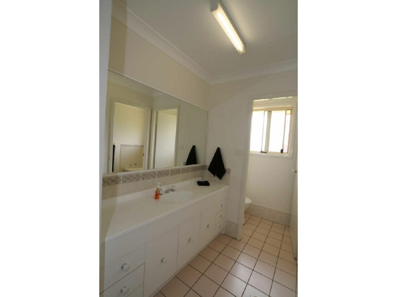 16 Flanagan Court, Worrigee NSW 2540