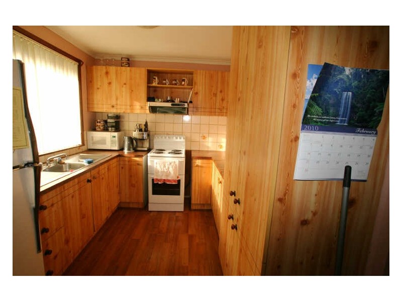 27 Vost Drive, Sanctuary Point NSW 2540