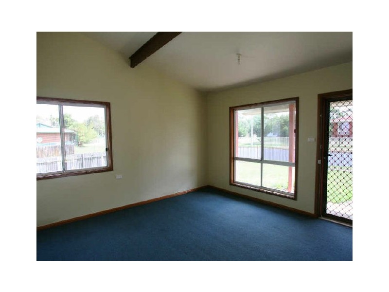 16 Clipper Road, Nowra NSW 2541